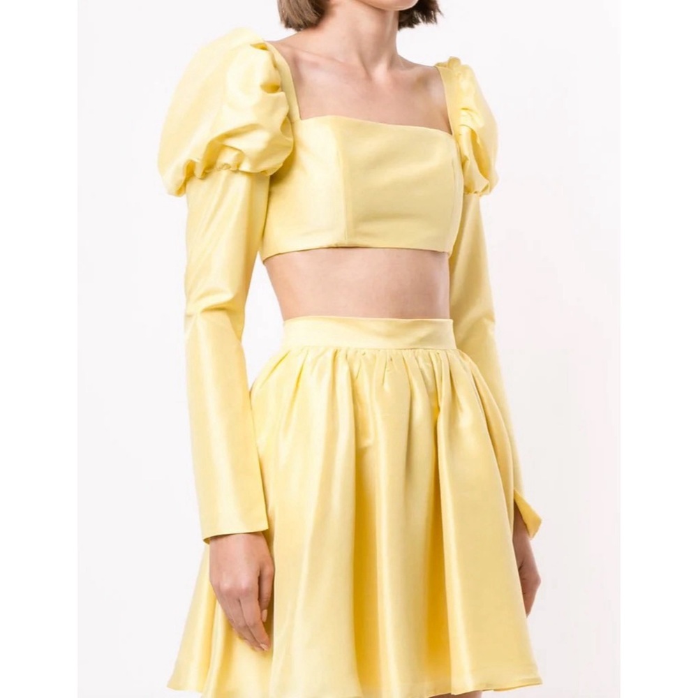 NWT macgraw Canary Puff Sleeve Crop Top Blouse in Butter Yellow Pastel Sunny